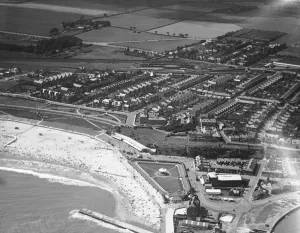 Aerial view of Gorleston on Sea. Circa 1926. *** Local Caption *** These are rough scans Aerial view of Gorleston on Sea. Circa 1926. *** Local Caption *** These are rough scans