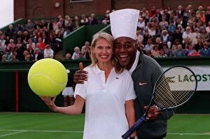 Images Dated 6th July 1998: Ainsley Harriott TV Chef July 1998 Presenter of tv cook show Can t Cook Won