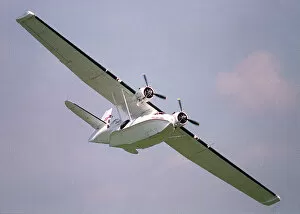 Images Dated 31st August 1993: Aircraft Consolidated PYB Catalina Amphibian aircraft Aug 1993 flying at
