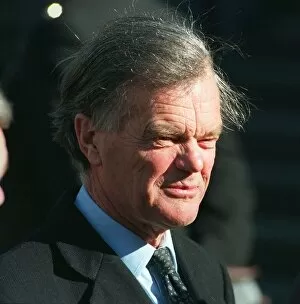 Images Dated 28th February 1996: ALAN CLARK ARRIVES FOR SERVICE FOR ANNIVERSARY OF THE GULF WAR AT ST. PAULS CATHEDRA