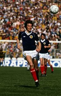 Images Dated 29th May 1982: Alan Hansen in action for Scotland May 1982