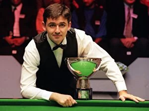 Images Dated 29th September 1996: Alan McManus with the Regal Masters Trophy at Motherwell Civic Centre 1996