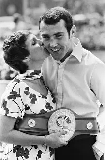 Images Dated 30th July 1980: Alan Minter with wife after retaining the WBA and WBC belts. 30th June 1980