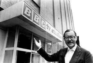 Images Dated 29th August 1982: Alan Wicker TV presenter - August 1982 outside the BBC TV Studios A©Mirrorpix