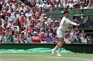 1500to1599 Gallery: All England Lawn Tennis Championships at Wimbledon Mens Singles Third Round