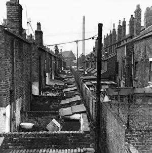Back alleyway, Kensington Fields, Kensington, Liverpool, 2nd July 1970 Back alleyway, Kensington Fields, Kensington, Liverpool, 2nd July 1970