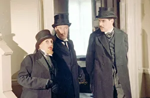 Allo Allo Rene Artois centre (Gordan Kaye ) Madam Edith (Carmen Silvera Allo Allo Rene Artois centre (Gordan Kaye ) Madam Edith (Carmen Silvera