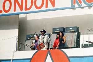 Images Dated 5th August 1972: American blues musician Bo Diddley performing in concert during a Rock