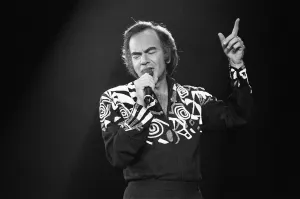 Images Dated 8th November 1989: American singer Neil Diamond in concert at the NEC Arena, Birmingham. 8th November 1989