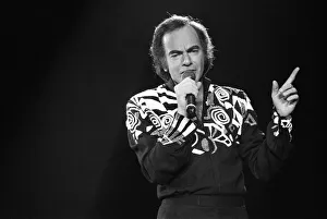 Images Dated 8th November 1989: American singer Neil Diamond in concert at the NEC Arena, Birmingham. 8th November 1989