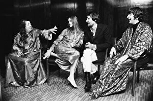 Laughing Collection: American singing group The Mamas and the Papas seen here in London, l-r, Cass Elliott