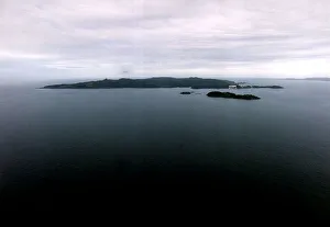 Andrew Martin Castaway island on which he lives 100 miles off the coast of Queensland Andrew Martin Castaway island on which he lives 100 miles off the coast of Queensland