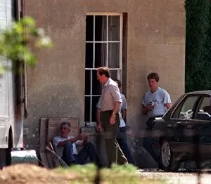 Images Dated 26th July 1995: Andrew Parker Bowles supervises removal men as he moves his belongings from Middlewick