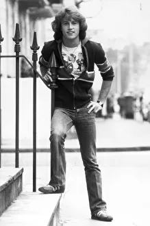 Images Dated 1st April 1978: Andy Gibb, younger brother of Bee Gees Barry, Maurice and Robin, poses on a London street