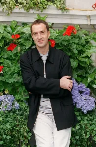 00138 Gallery: Angus Deayton Actor / TV Presenter July 98