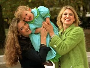 Images Dated 9th November 1995: Annabel Croft former tennis star with daughter Amber and model actress Paula Hamilton at