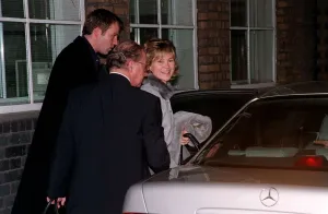 Anthea Turner TV Presenter January 1999 Getting into the back of a silver mercedes Anthea Turner TV Presenter January 1999 Getting into the back of a silver mercedes