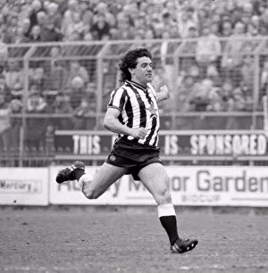 Images Dated 6th April 1984: April 1984 Charlton Athletic v Newcastle United Football 1980s Football Player