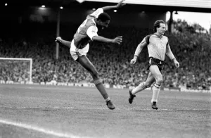 Arsenal 1 v. Southampton 0. Division One Football. December 1986 LF21-25-022 Arsenal 1 v. Southampton 0. Division One Football. December 1986 LF21-25-022