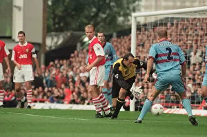 Images Dated 16th September 1995: Arsenal verses West Ham United, at Highbury, North London