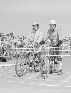 Arthur English left lines up against Tom Phillips on the Skid Kids Cycle Track in London Arthur English left lines up against Tom Phillips on the Skid Kids Cycle Track in London