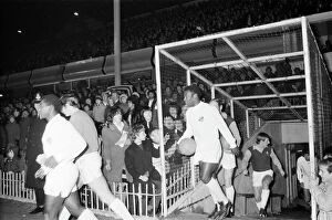 Fans Collection: Aston Villa v Santos. Pictured, Pele coming on to the pitch. 21st February 1972