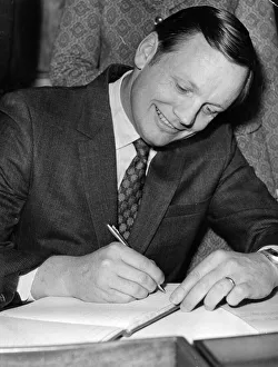 Images Dated 11th March 1972: Astronaut Neil Armstrong at Edinburghs City Chambers looking into his Scottish