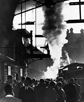 Images Dated 7th November 2014: August 8th 1959: Steam enthusiasts gather for a nostalgia trip at New Street