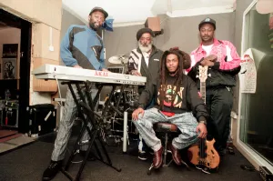 Images Dated 13th January 1993: Band members from Steel Pulse, who are flying out to the USA
