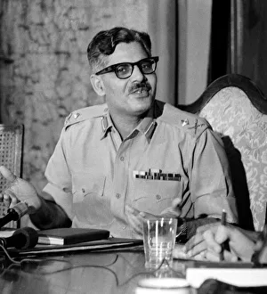 Nm20060726 Gallery: Bangladesh - Major General Rao Farman Ali Khan at a press conference in the Government