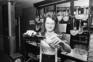 Images Dated 1st January 1976: Barmaid, Pub, Middlesbrough, 1976, Barmaid of the Year Competition, Entrant