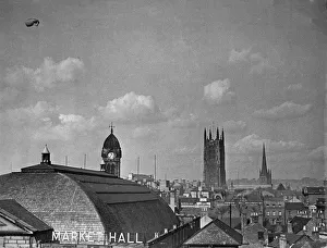 Barrage balloons a new addition to the Derby skyline. 15th October 1939 Barrage balloons a new addition to the Derby skyline. 15th October 1939