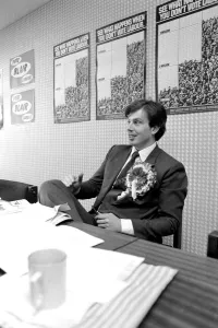 Mirror/0200to0299 00205/beaconsfield election 1982 tony blair Mirror/0200to0299 00205/beaconsfield election 1982 tony blair