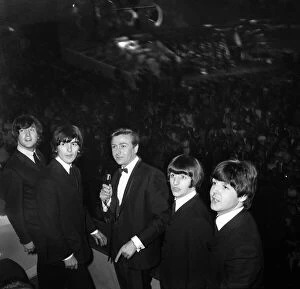 Images Dated 23rd July 2014: The Beatles with Des O Connor at the Daily Mirror Golden Ball 18th February 1965
