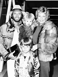 The Bee Gees pop group 1982 Maurice Gibb and wife Yvonne and children Samantha The Bee Gees pop group 1982 Maurice Gibb and wife Yvonne and children Samantha
