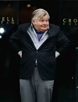 Images Dated 1st February 1992: Benny Hill Leaving Hospital In London After His Heart Attack Dbase January 21st