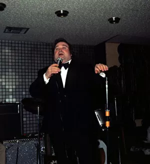 Bernard Manning on stage with microphone August 1981 vfr1