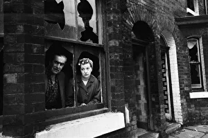 Images Dated 5th August 1971: Bernard Youens and Jean Alexander who play Stan Ogden and wife Hilda in Granada TV'