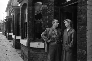 Images Dated 5th August 1971: Bernard Youens and Jean Alexander who play Stan Ogden and wife Hilda in Granada TV'