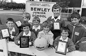 Images Dated 15th June 1981: The Bewley Junior Schools six-a-side soccer team proudly display their runners-up