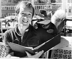 Images Dated 3rd September 1970: Billy Boyle TV Presenter With TV Favourite Basil Brush At BBC Television Centre