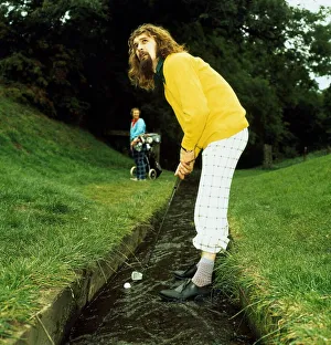 Billy Connolly playing golf September 1974 Billy Connolly playing golf September 1974