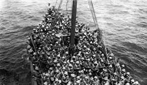 A boat carrying Lancashire Fusiliers, bound for the main landings at Helles A boat carrying Lancashire Fusiliers, bound for the main landings at Helles