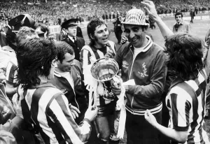Bob Stokoe Sunderland Manager celebrating with his team after winning the FA Cup Bob Stokoe Sunderland Manager celebrating with his team after winning the FA Cup