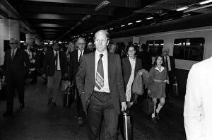 Images Dated 27th April 1973: Bobby Charlton arrives in London to play his last game for Manchester United against