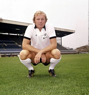 Images Dated 1st July 1975: Bobby Moore Fulham FC. July 1975