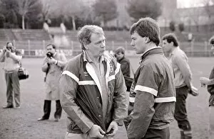 Images Dated 20th February 1987: Bobby Robson - February 1987 England Football Manager with Players