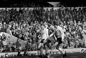 00260 Gallery: Bolton Wanderers 0 v. Luton 3. Division Two Football. May 1981 MF02-26-001