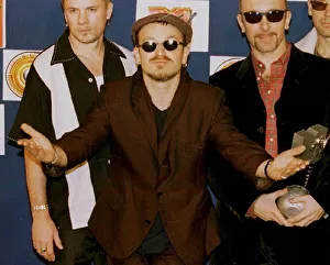 倉庫一掃特別価格 U2の特大パネル www.baumarkt-vogl.at