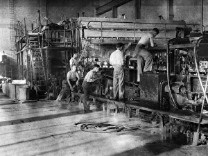 Bowater Paper Mills Ltd. Wet end of paper machine, showing new material passing over Bowater Paper Mills Ltd. Wet end of paper machine, showing new material passing over